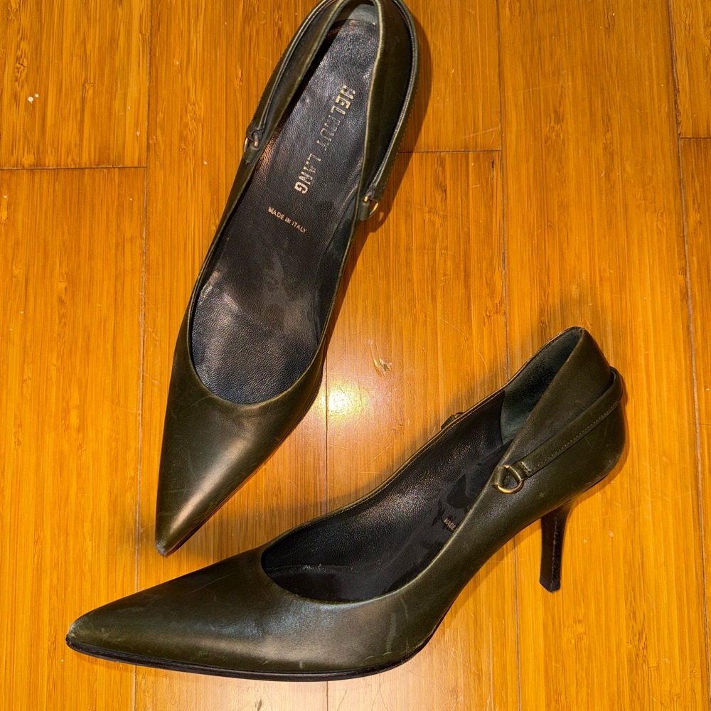 Helmut Lang Vintage Elegant Black and Dark Olive Undertone Kitten Heels